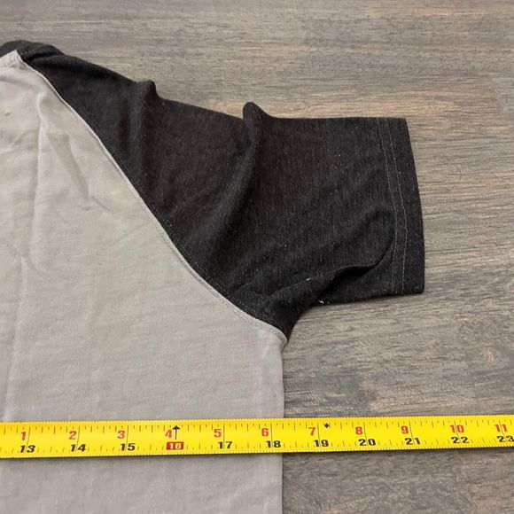 Vintage Y2K Universal Studios Harry Potter Grunge Style Skull Art T-Shirt Size S - Picture 5 of 6